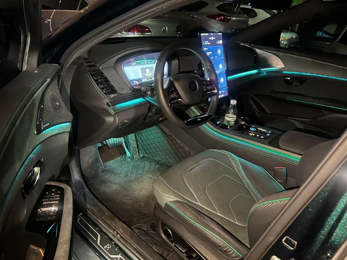 2022 Toyota Highlander 2.5L 192HP L4 E-CVT Hybrid,autocango,china used car exporter,china ev exporter,chinese used car exporter,chinese used ev exporter