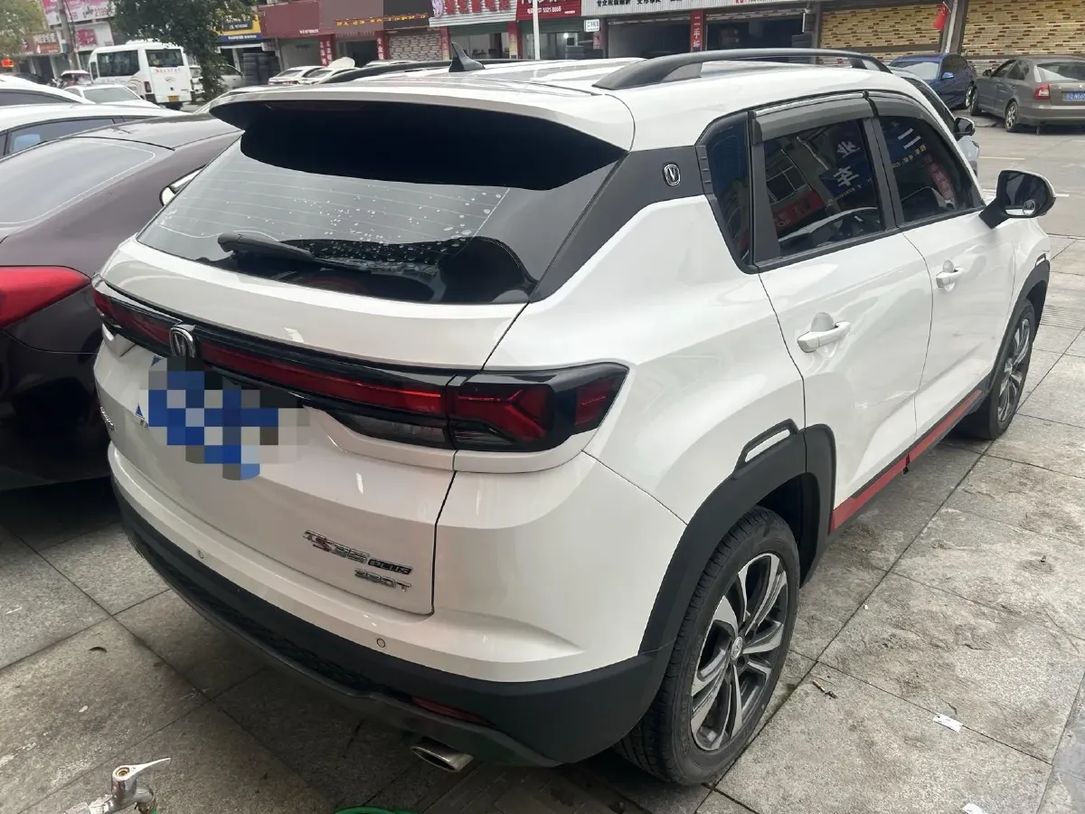2021 ChangAn CS35 Plus 1.4T 160HP L4 7DCT,autocango,china used car exporter,china ev exporter,chinese used car exporter,chinese used ev exporter