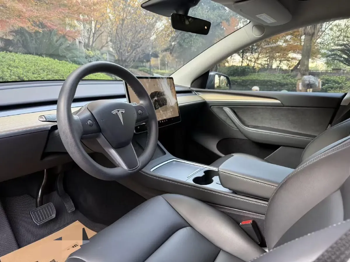 2021 Tesla Model Y BEV 60KWH,autocango,china used car exporter,china ev exporter,chinese used car exporter,chinese used ev exporter