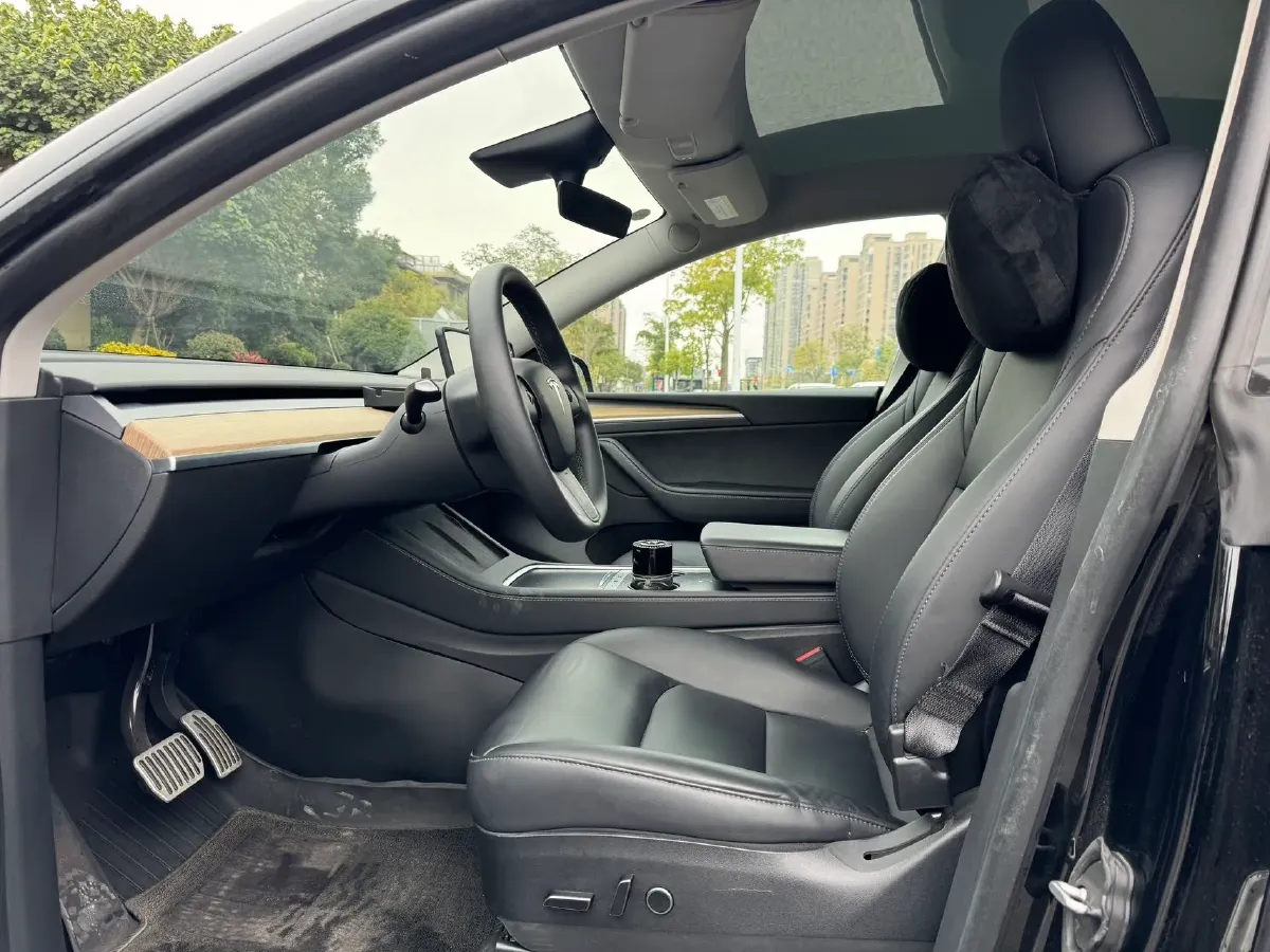 2022 Tesla Model Y BEV 60KWH,autocango,china used car exporter,china ev exporter,chinese used car exporter,chinese used ev exporter