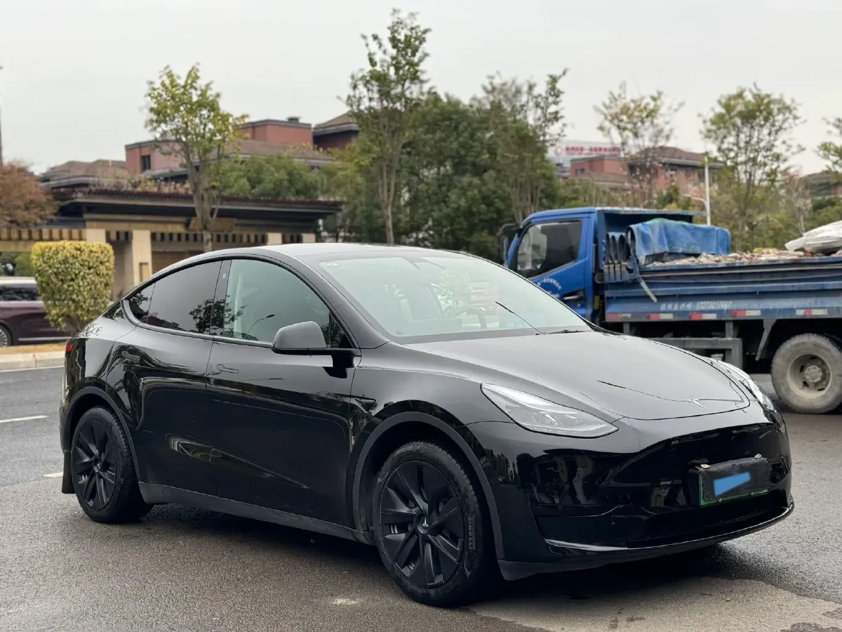 2022 Tesla Model Y BEV 60KWH,autocango,china used car exporter,china ev exporter,chinese used car exporter,chinese used ev exporter