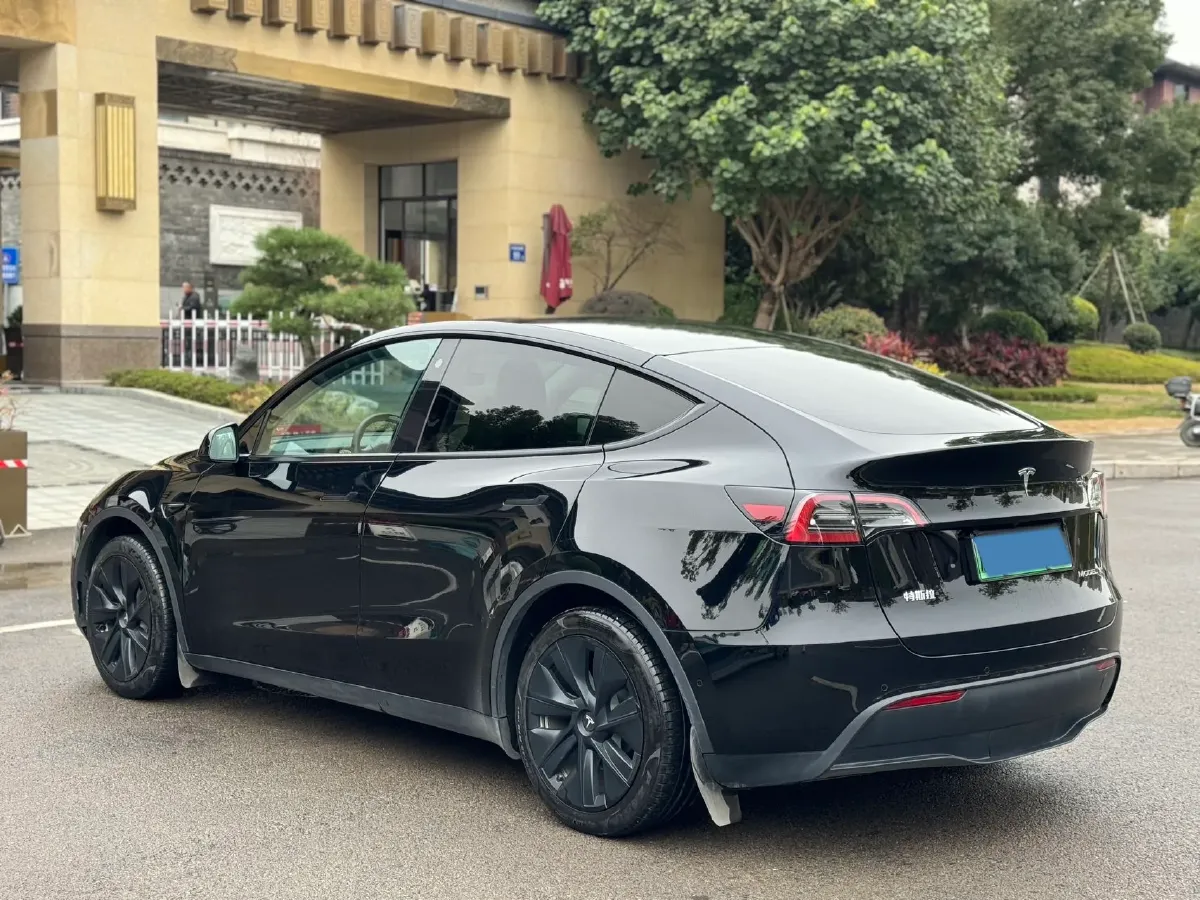 2022 Tesla Model Y BEV 60KWH,autocango,china used car exporter,china ev exporter,chinese used car exporter,chinese used ev exporter