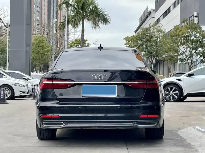 2021 Audi A6L 3.0T 340HP V6 7DCT,autocango,china used car exporter,china ev exporter,chinese used car exporter,chinese used ev exporter