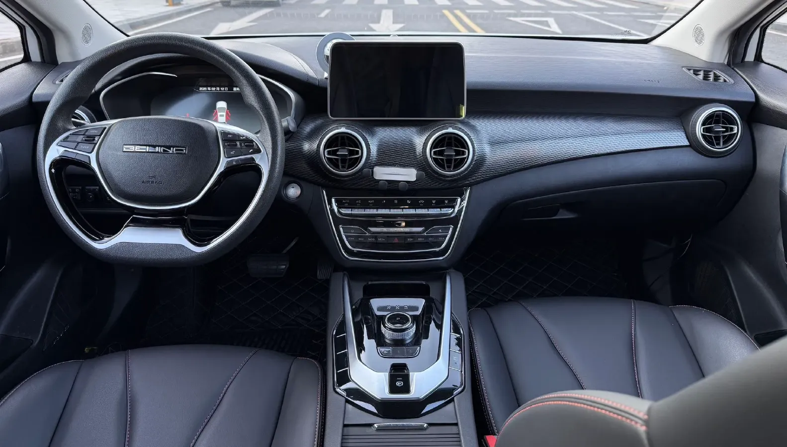 2022 Bestune B70 2.0T 224HP L4 6AT,autocango,china used car exporter,china ev exporter,chinese used car exporter,chinese used ev exporter