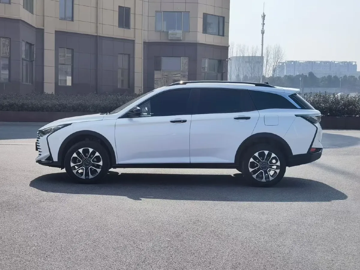 2023 DongFeng Aeolus YiXuan GS 1.5L 125HP L4 6DCT,autocango,china used car exporter,china ev exporter,chinese used car exporter,chinese used ev exporter
