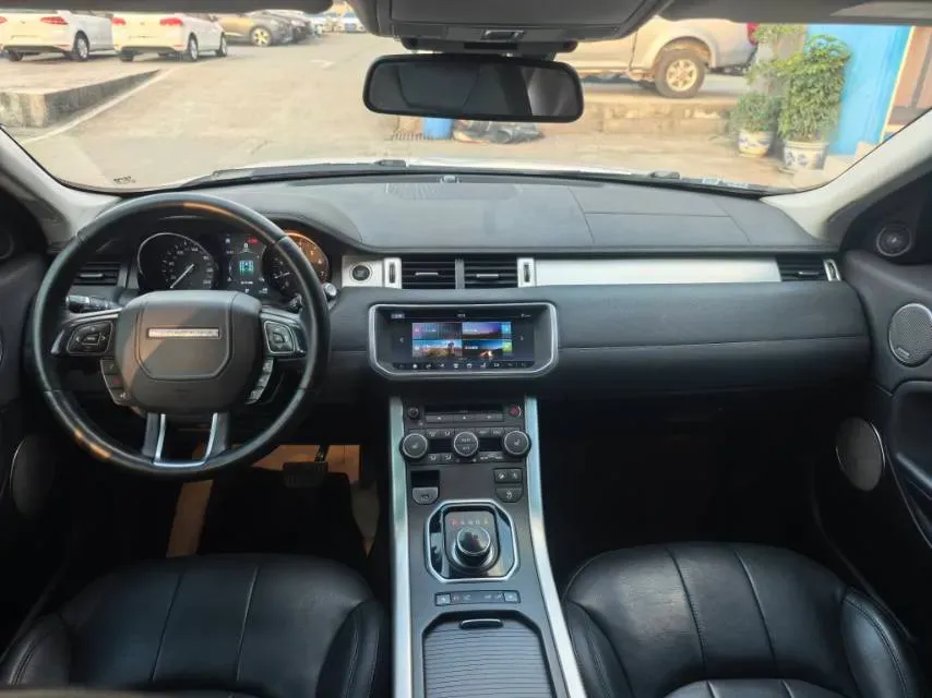2018 Land Rover Range Rover Evoque 2.0T 241HP L4 9AT,autocango,china used car exporter,china ev exporter,chinese used car exporter,chinese used ev exporter