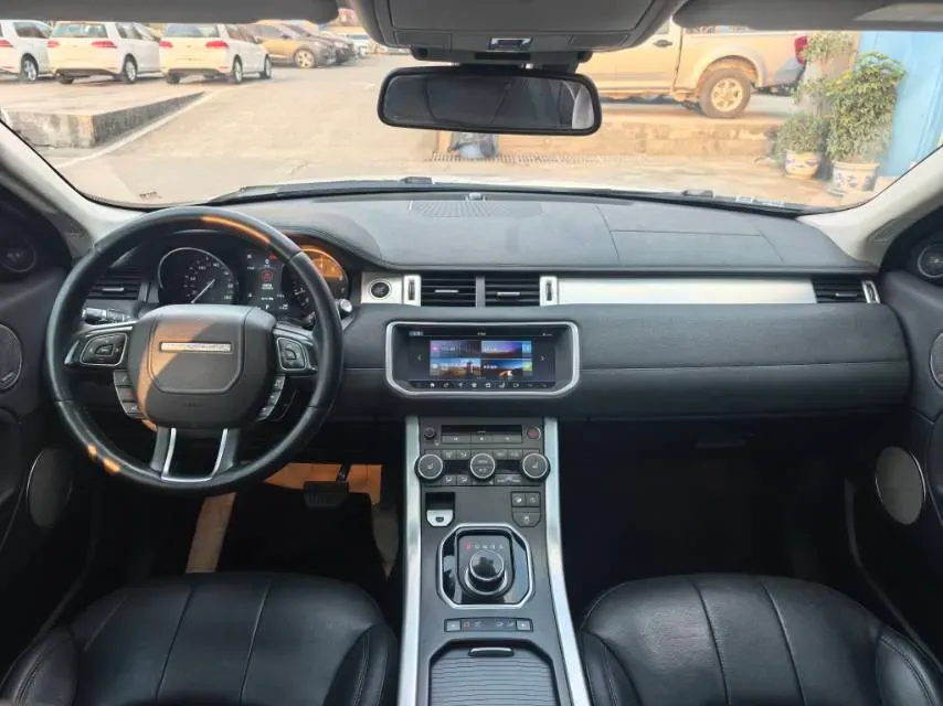 2018 Land Rover Range Rover Evoque 2.0T 241HP L4 9AT,autocango,china used car exporter,china ev exporter,chinese used car exporter,chinese used ev exporter