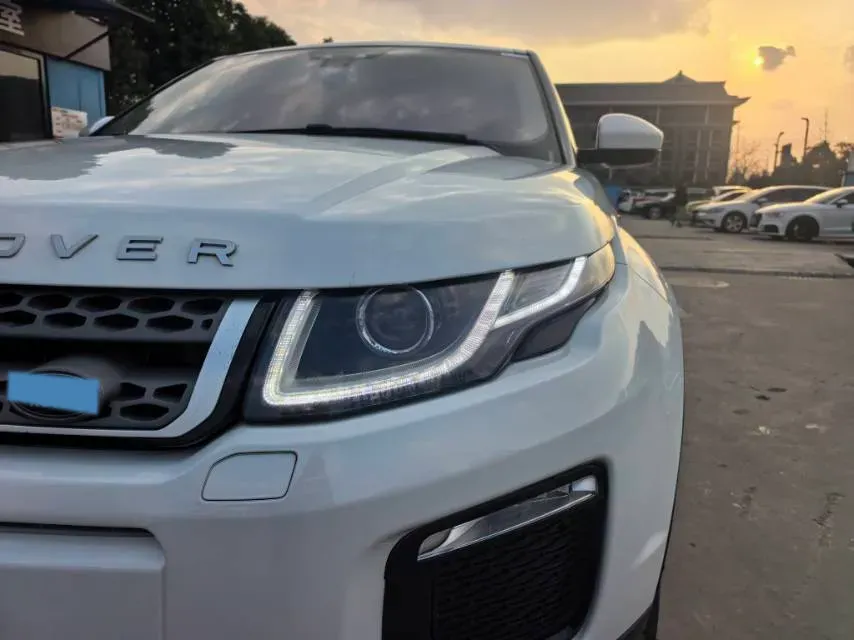 2018 Land Rover Range Rover Evoque 2.0T 241HP L4 9AT,autocango,china used car exporter,china ev exporter,chinese used car exporter,chinese used ev exporter