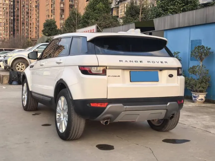 2018 Land Rover Range Rover Evoque 2.0T 241HP L4 9AT,autocango,china used car exporter,china ev exporter,chinese used car exporter,chinese used ev exporter