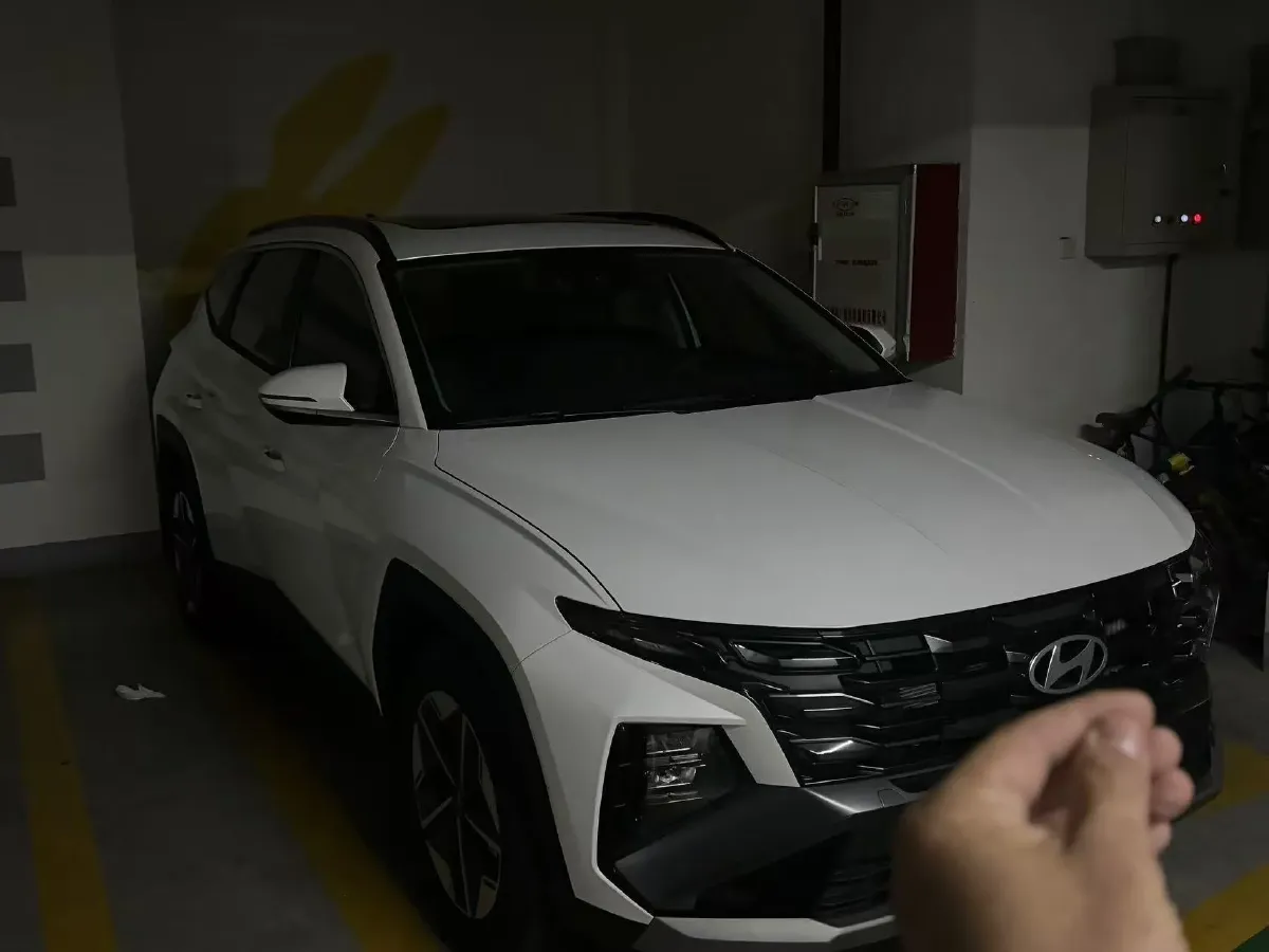 2025 Hyundai Tucson 1.5T 200HP L4 8AT,autocango,china used car exporter,china ev exporter,chinese used car exporter,chinese used ev exporter