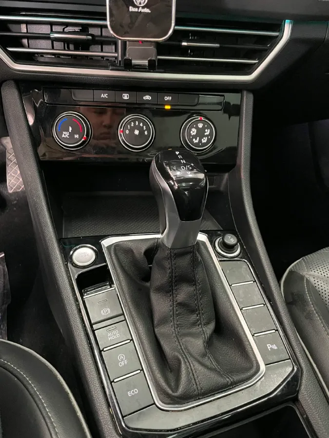 2023 Volkswagen Sagitar 1.4T 150HP L4 7DCT,autocango,china used car exporter,china ev exporter,chinese used car exporter,chinese used ev exporter