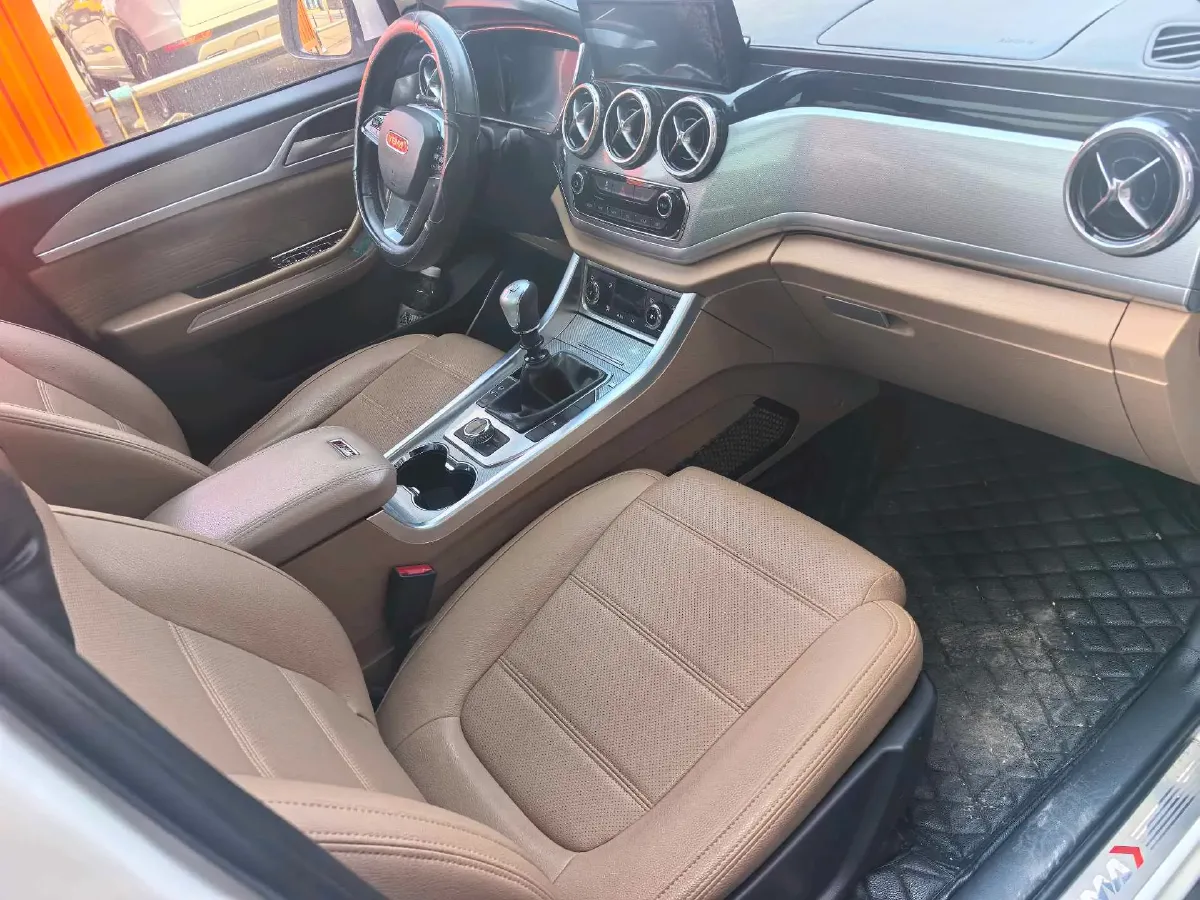 2017 Yema T80 1.5T 150HP L4 5MT,autocango,china used car exporter,china ev exporter,chinese used car exporter,chinese used ev exporter