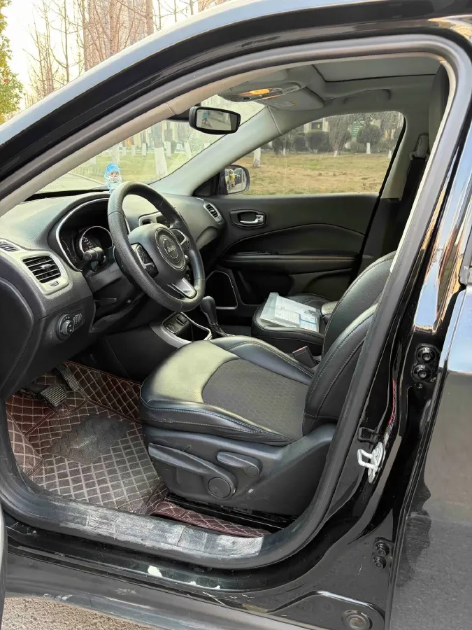 2020 Jeep Compass 1.3T 173HP L4 7DCT,autocango,china used car exporter,china ev exporter,chinese used car exporter,chinese used ev exporter