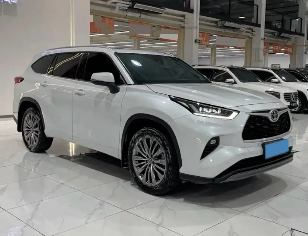 2022 Toyota Highlander 2.0T 248HP L4 8AT,autocango,china used car exporter,china ev exporter,chinese used car exporter,chinese used ev exporter