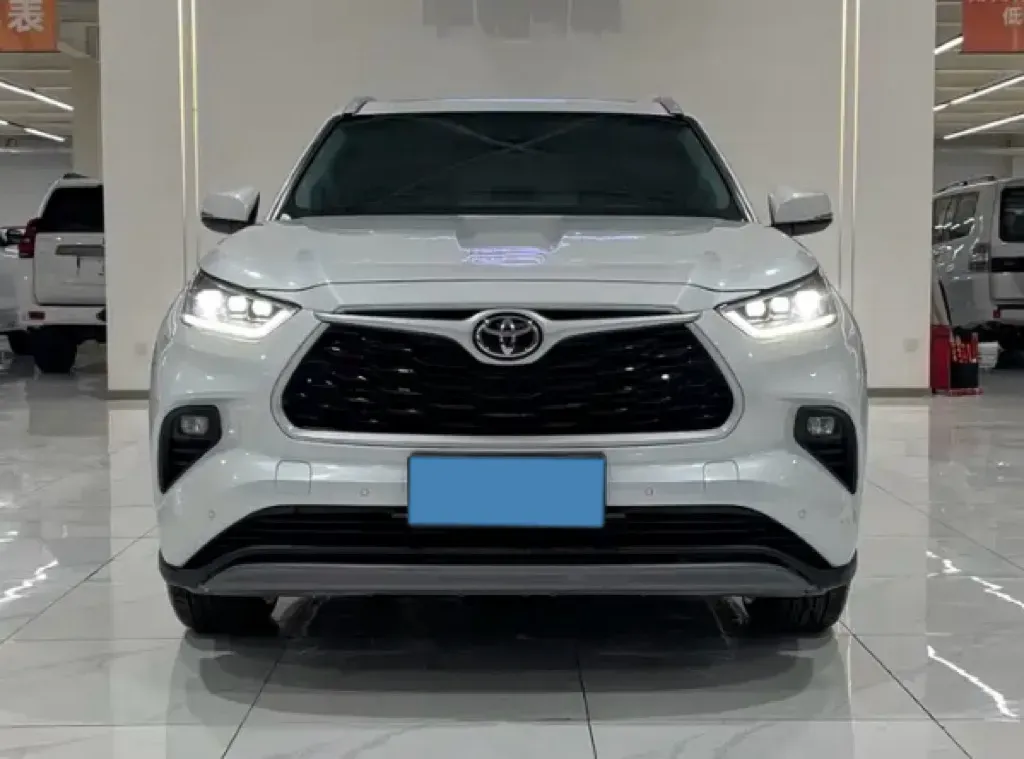 2022 Toyota Highlander 2.0T 248HP L4 8AT,autocango,china used car exporter,china ev exporter,chinese used car exporter,chinese used ev exporter