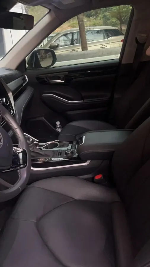 2022 Toyota Highlander 2.0T 248HP L4 8AT,autocango,china used car exporter,china ev exporter,chinese used car exporter,chinese used ev exporter