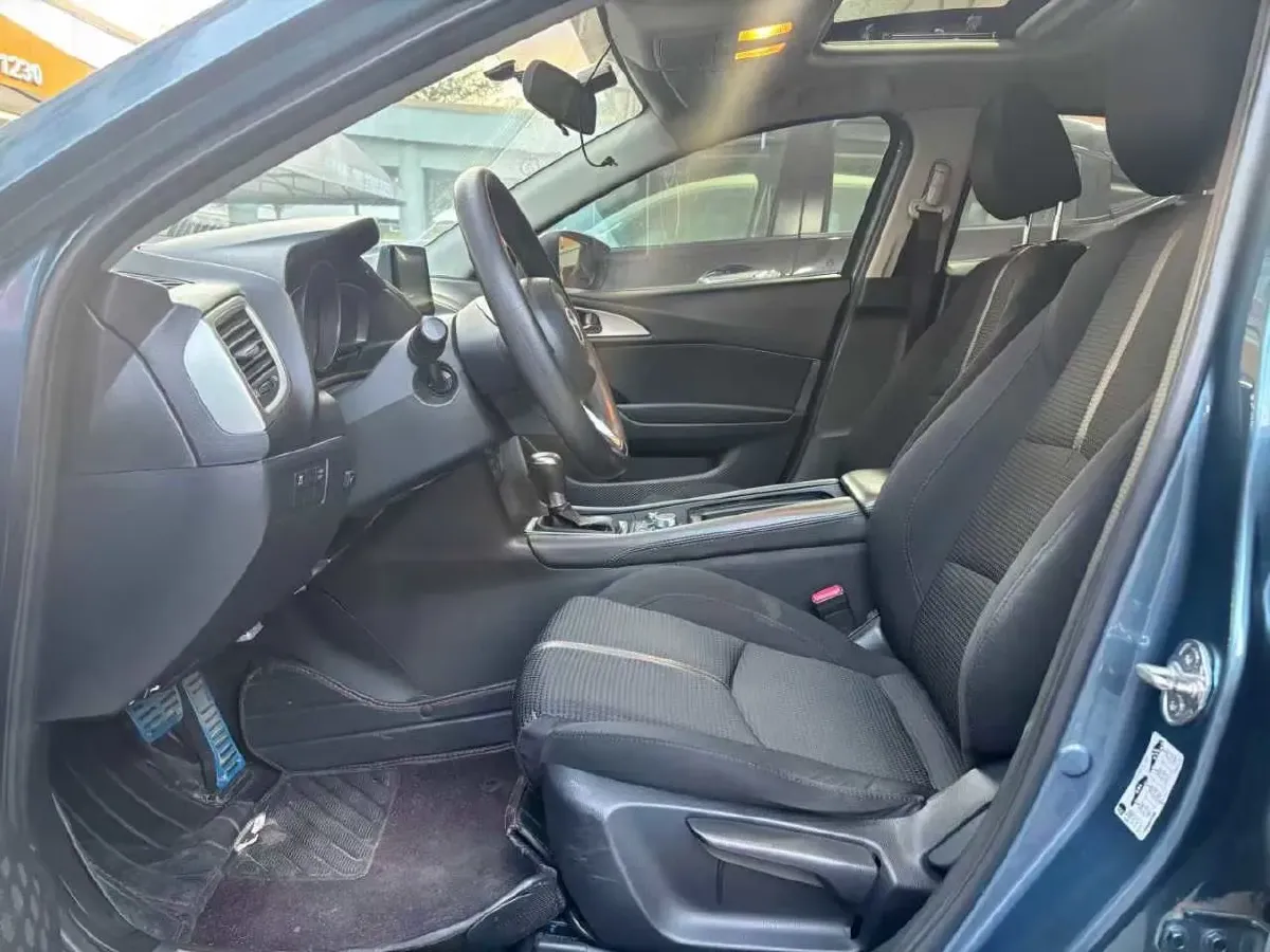 2017 Mazda 3 Axela 1.5L 117HP L4 6AT,autocango,china used car exporter,china ev exporter,chinese used car exporter,chinese used ev exporter