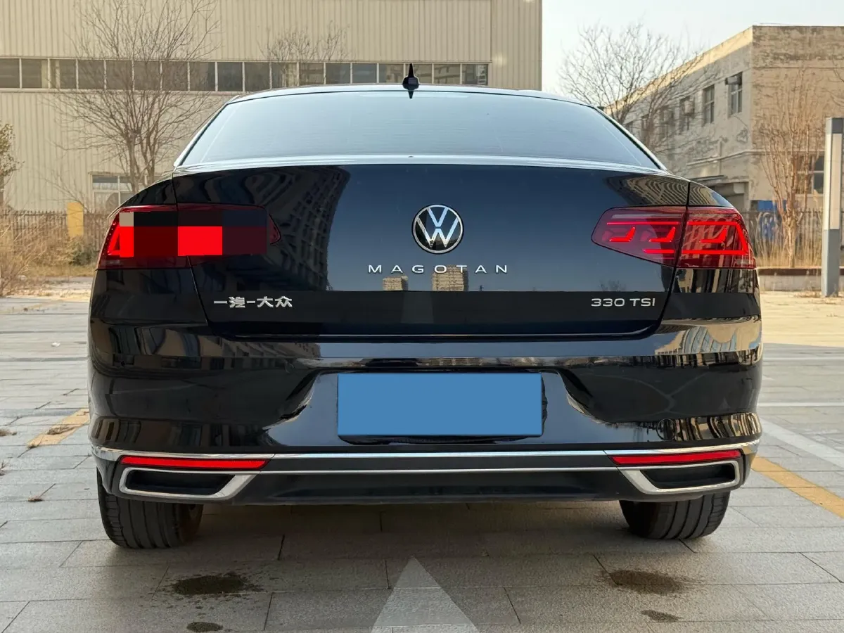 2025 Volkswagen Magotan 2.0T 186HP L4 7DCT,autocango,china used car exporter,china ev exporter,chinese used car exporter,chinese used ev exporter