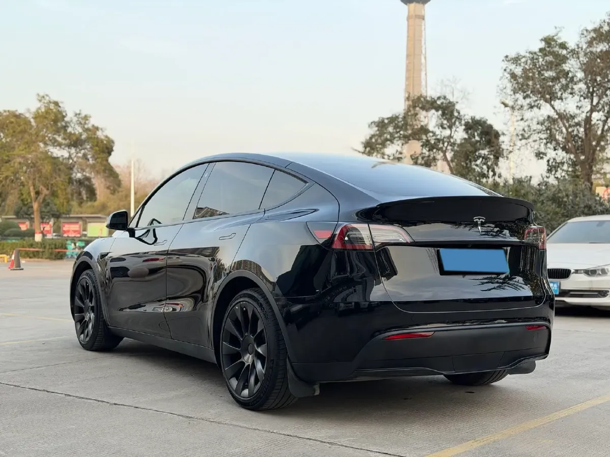 2022 Tesla Model Y BEV 60KWH,autocango,china used car exporter,china ev exporter,chinese used car exporter,chinese used ev exporter