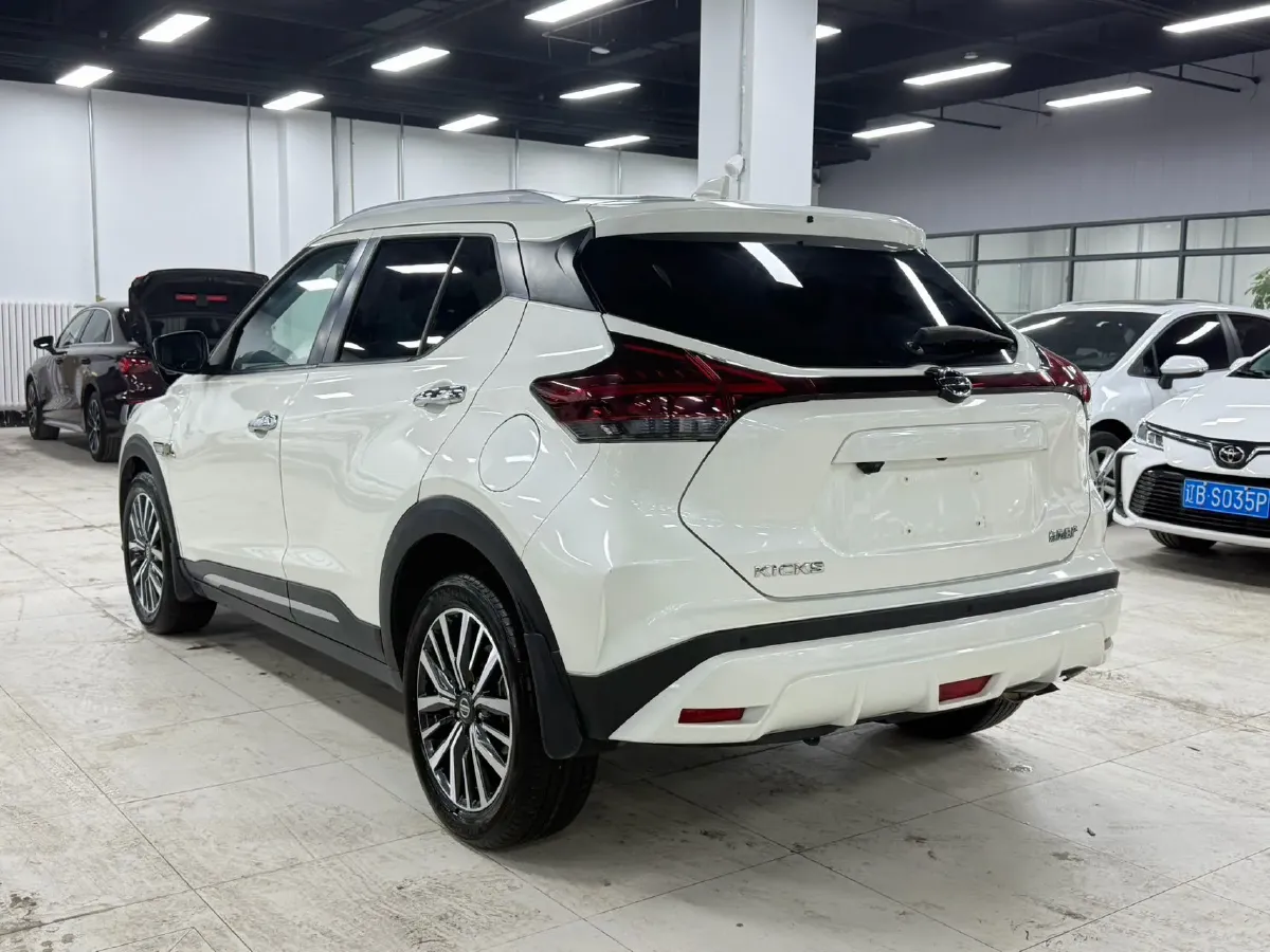 2022 Nissan Kicks 1.5L 122HP L4 CVT,autocango,china used car exporter,china ev exporter,chinese used car exporter,chinese used ev exporter