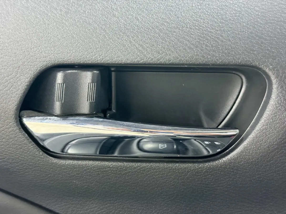 2022 Nissan Kicks 1.5L 122HP L4 CVT,autocango,china used car exporter,china ev exporter,chinese used car exporter,chinese used ev exporter