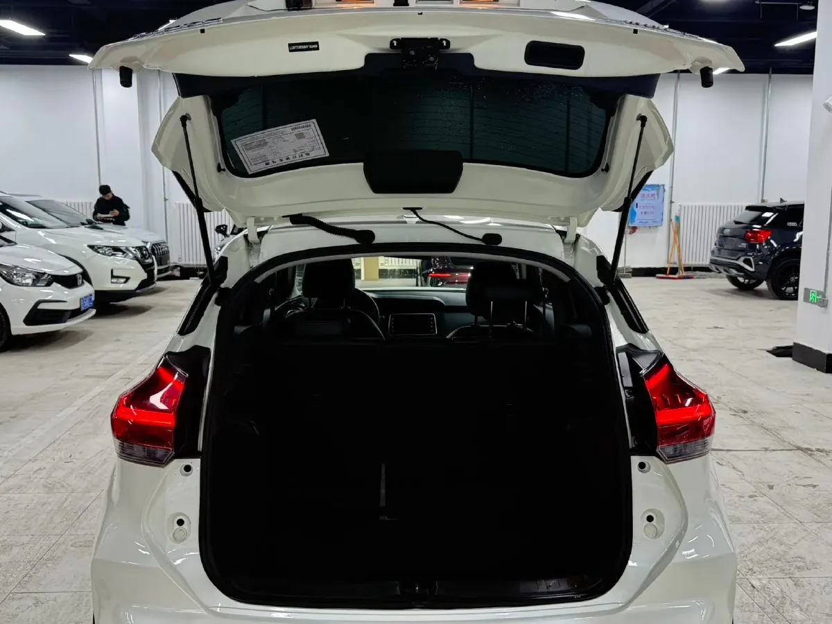 2022 Nissan Kicks 1.5L 122HP L4 CVT,autocango,china used car exporter,china ev exporter,chinese used car exporter,chinese used ev exporter