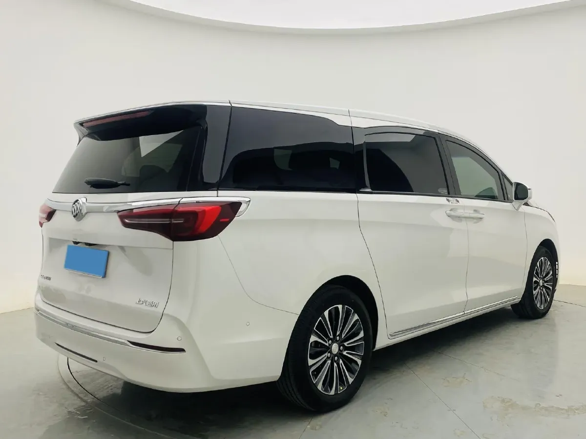 2022 Buick GL8 2.0T 237HP L4 9AT,autocango,china used car exporter,china ev exporter,chinese used car exporter,chinese used ev exporter