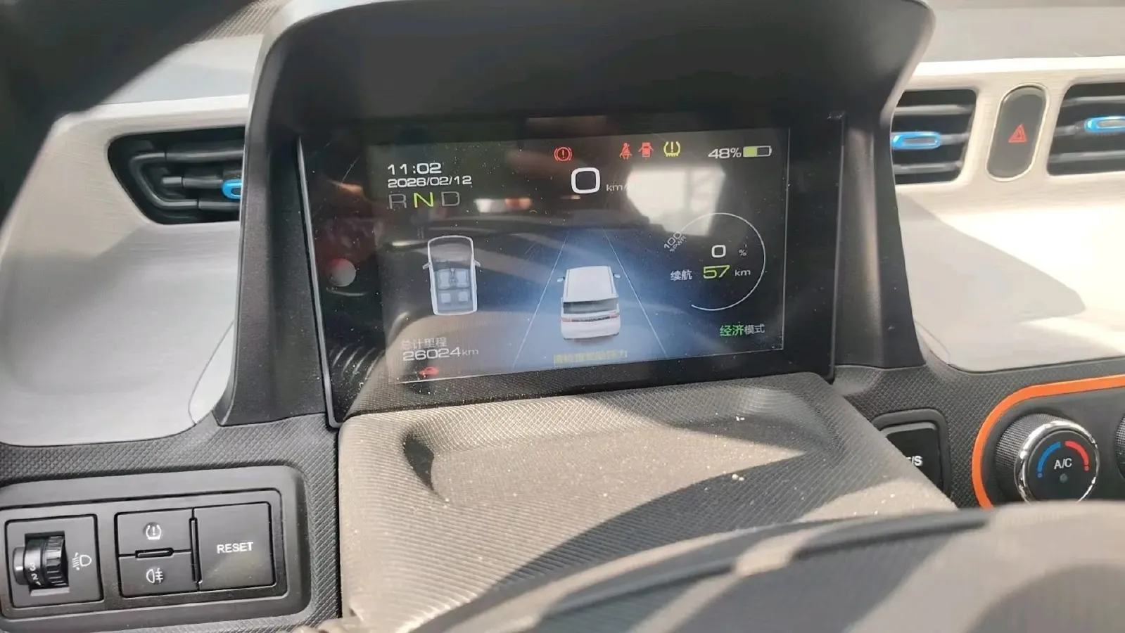 2022 WuLing HongGuang MINI EV BEV 9KWH,autocango,china used car exporter,china ev exporter,chinese used car exporter,chinese used ev exporter