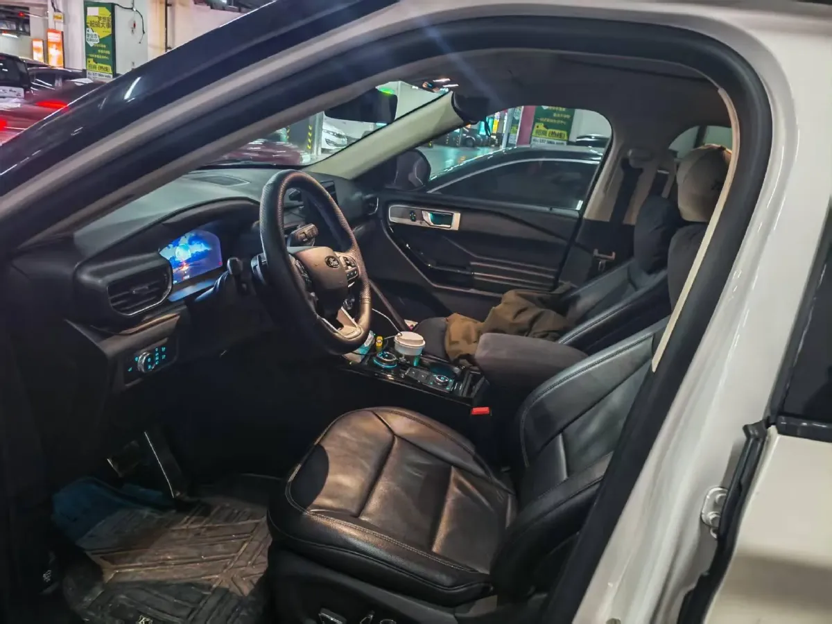 2020 Ford Explorer 2.3T 276HP L4 10AT,autocango,china used car exporter,china ev exporter,chinese used car exporter,chinese used ev exporter