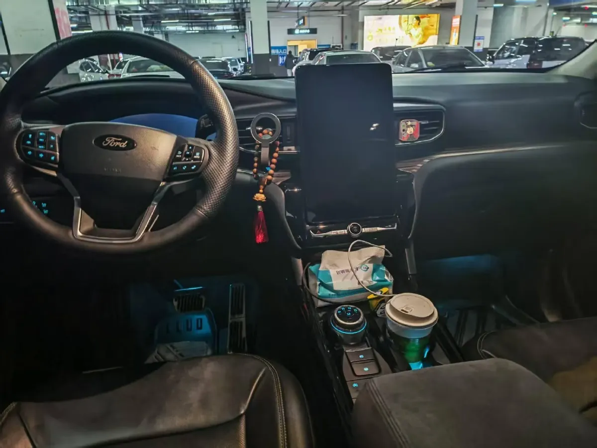 2020 Ford Explorer 2.3T 276HP L4 10AT,autocango,china used car exporter,china ev exporter,chinese used car exporter,chinese used ev exporter