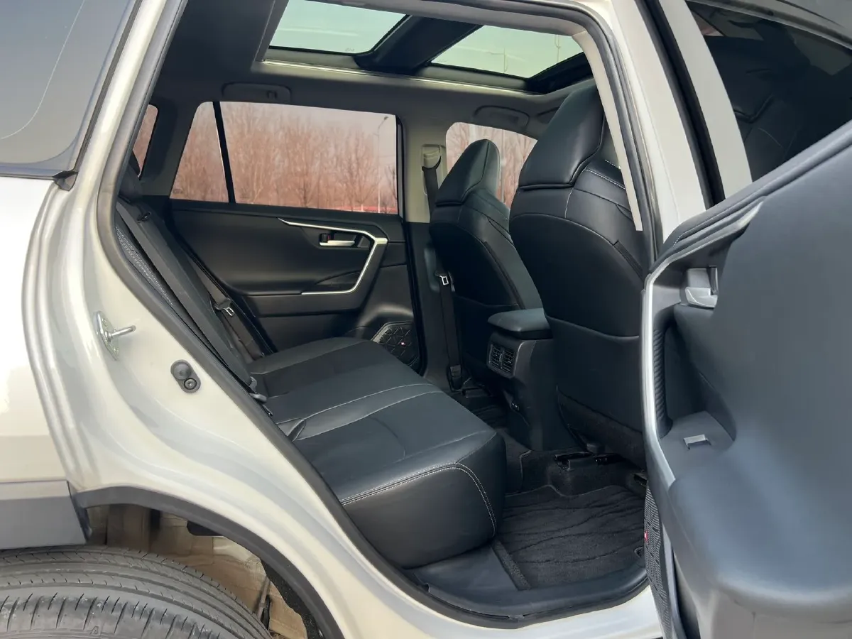 2023 Toyota Wildlander 2.0L 171HP L4 CVT,autocango,china used car exporter,china ev exporter,chinese used car exporter,chinese used ev exporter