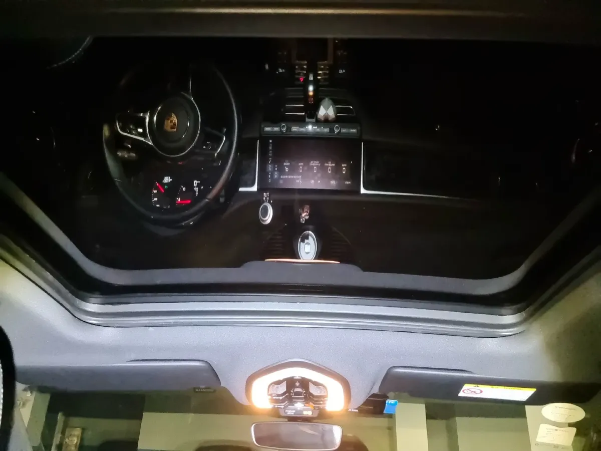 2020 Porsche Macan 2.0T 252HP L4 7DCT,autocango,china used car exporter,china ev exporter,chinese used car exporter,chinese used ev exporter