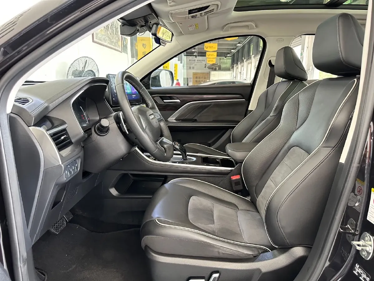 2021 Haval H6 1.5T 169HP L4 7DCT,autocango,china used car exporter,china ev exporter,chinese used car exporter,chinese used ev exporter