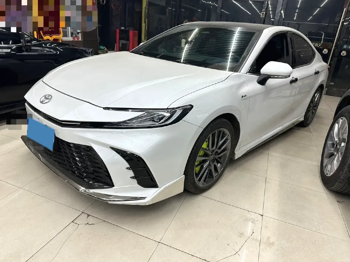 2024 Toyota Camry 2.5L 185HP L4 E-CVT Hybrid,autocango,china used car exporter,china ev exporter,chinese used car exporter,chinese used ev exporter