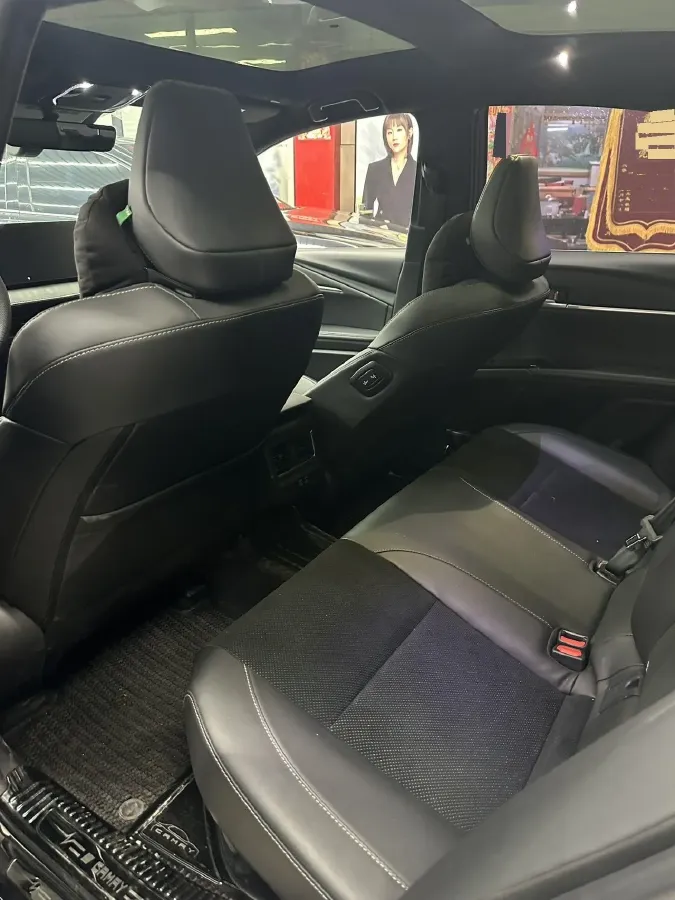 2024 Toyota Camry 2.5L 185HP L4 E-CVT Hybrid,autocango,china used car exporter,china ev exporter,chinese used car exporter,chinese used ev exporter