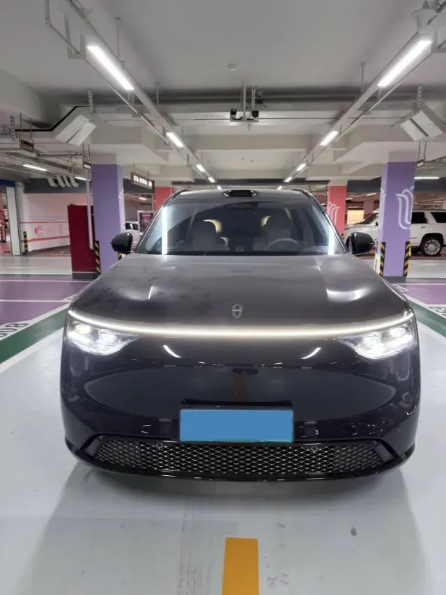 2025 AITO AITO M8 BEV,autocango,china used car exporter,china ev exporter,chinese used car exporter,chinese used ev exporter