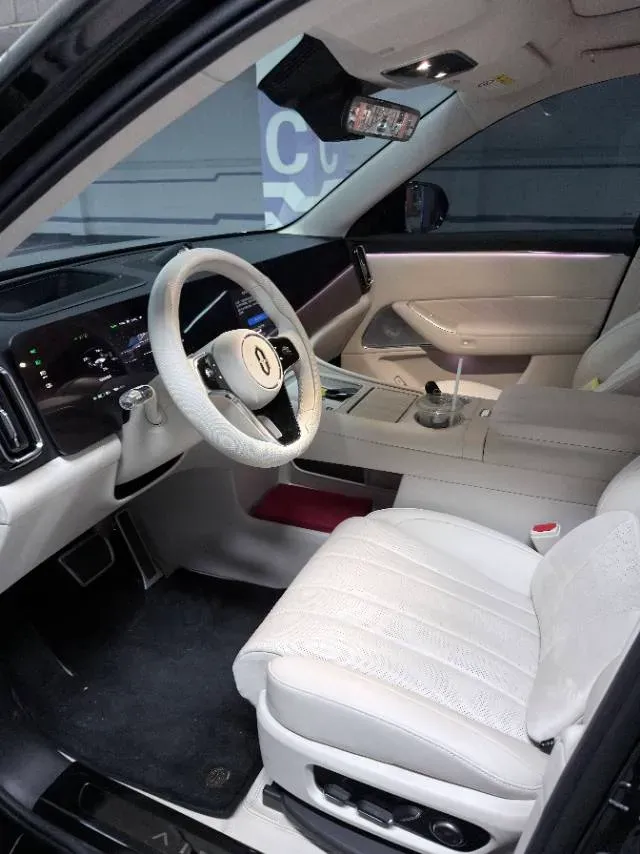 2025 AITO AITO M8 BEV,autocango,china used car exporter,china ev exporter,chinese used car exporter,chinese used ev exporter