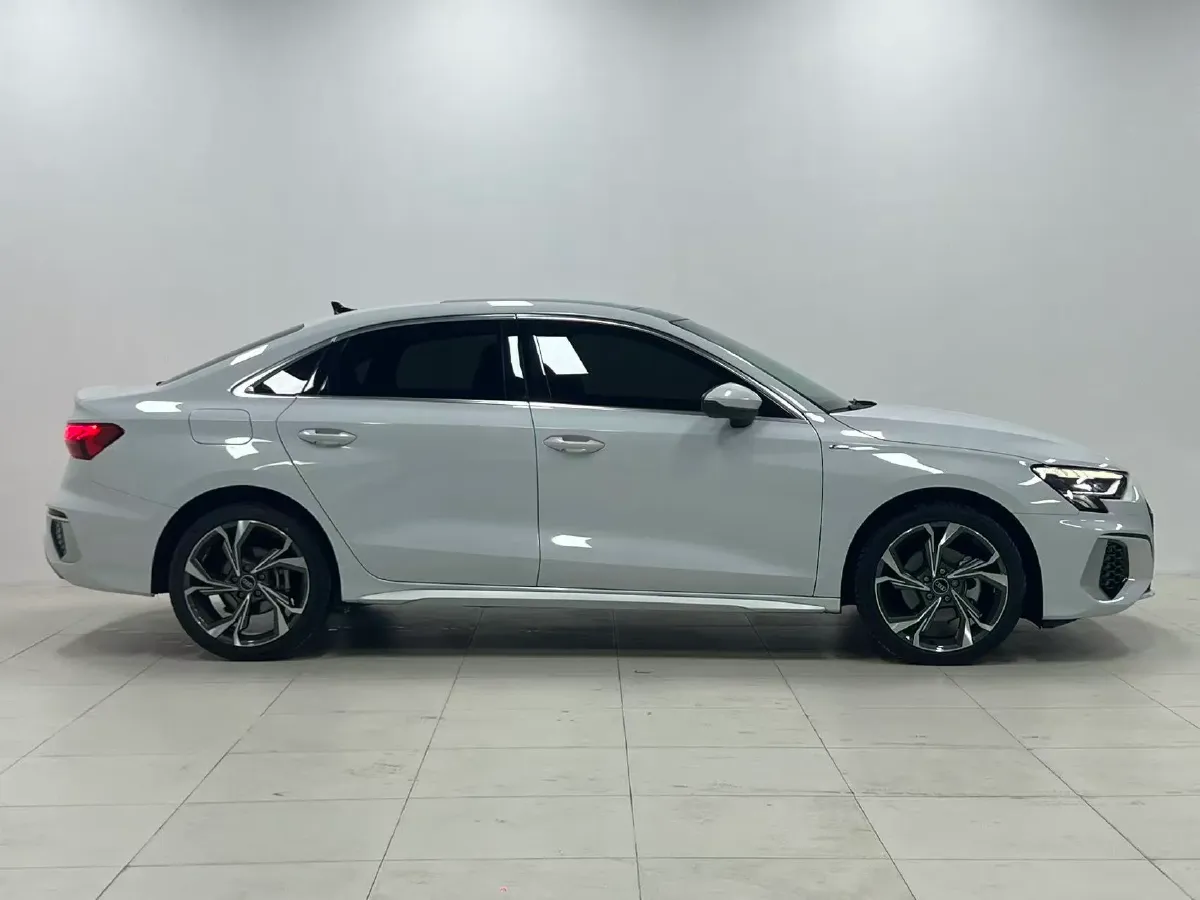 2022 Audi A3 1.4T 150HP L4 7DCT,autocango,china used car exporter,china ev exporter,chinese used car exporter,chinese used ev exporter