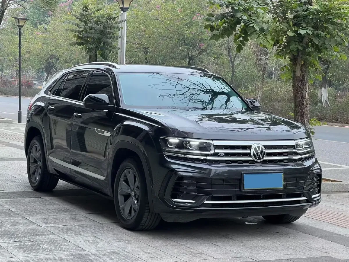 2021 Volkswagen Teramont 2.0T 220HP L4 7DCT,autocango,china used car exporter,china ev exporter,chinese used car exporter,chinese used ev exporter