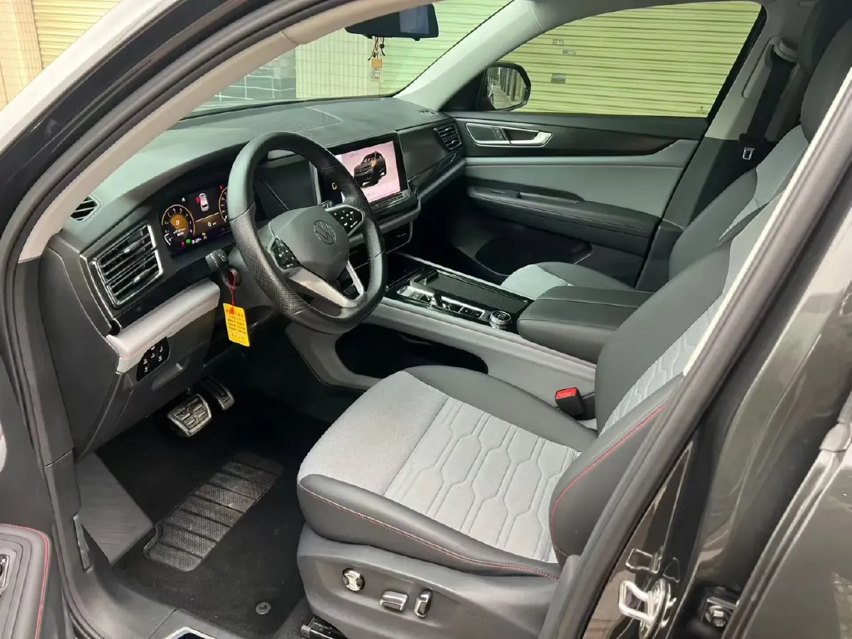 2021 Volkswagen Teramont 2.0T 220HP L4 7DCT,autocango,china used car exporter,china ev exporter,chinese used car exporter,chinese used ev exporter