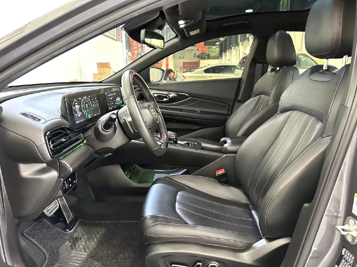 2021 GAC Trumpchi Empow 1.5T 177HP L4 7DCT,autocango,china used car exporter,china ev exporter,chinese used car exporter,chinese used ev exporter