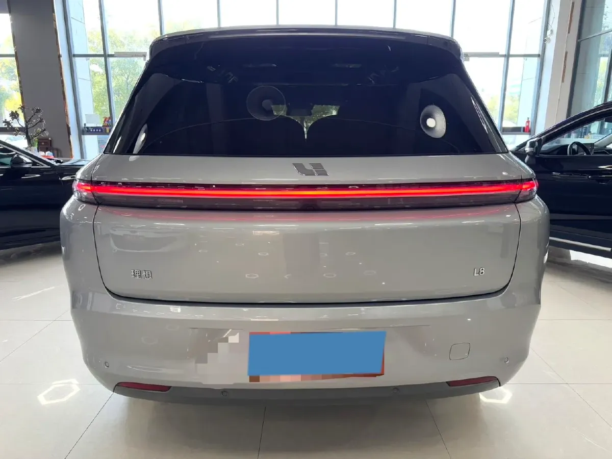2023 Li L8 Range Extended 154HP REEV 40.9KWH,autocango,china used car exporter,china ev exporter,chinese used car exporter,chinese used ev exporter