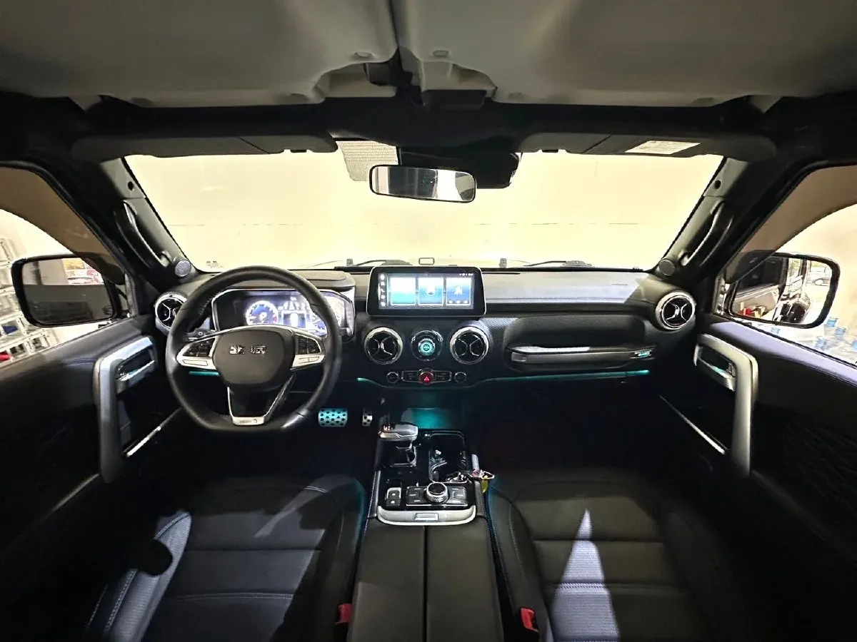 2023 Beijing BJ40 2.0T 224HP L4 8AT,autocango,china used car exporter,china ev exporter,chinese used car exporter,chinese used ev exporter