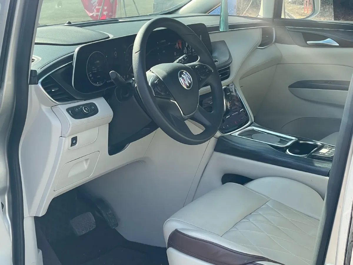 2023 Buick GL8 2.0T 237HP L4 9AT,autocango,china used car exporter,china ev exporter,chinese used car exporter,chinese used ev exporter