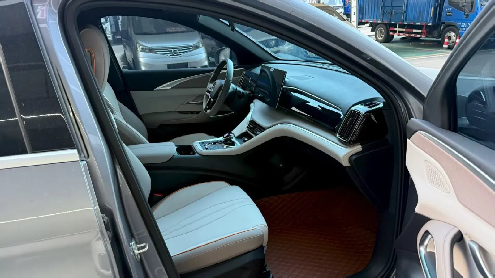 2023 BYD Song Pro 1.5L 110HP L4 E-CVT PHEV 18.3KWH,autocango,china used car exporter,china ev exporter,chinese used car exporter,chinese used ev exporter