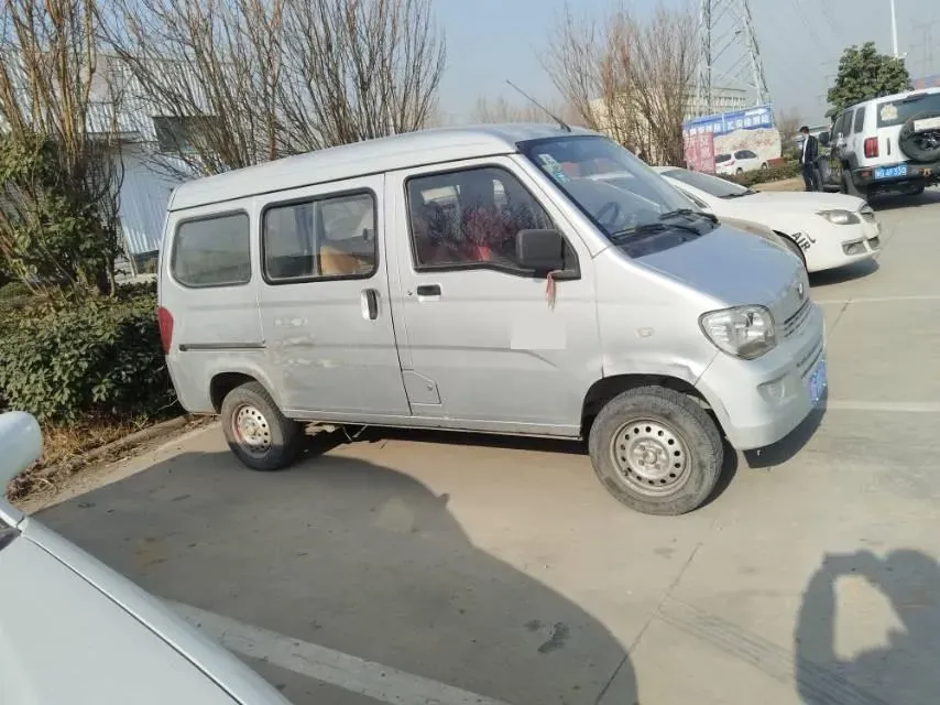 2015 WuLing ZhiGuang 1.2L 82HP L4 5MT,autocango,china used car exporter,china ev exporter,chinese used car exporter,chinese used ev exporter