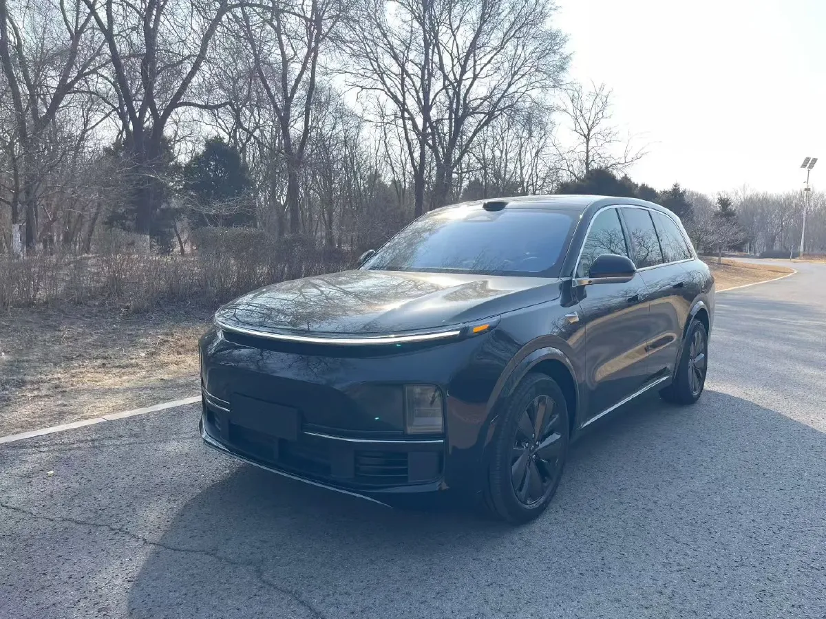 2025 Li L8 Range Extended 154HP REEV,autocango,china used car exporter,china ev exporter,chinese used car exporter,chinese used ev exporter