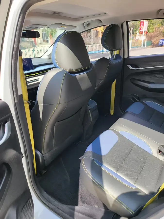 2021 WuLing Nano EV BEV 28KWH,autocango,china used car exporter,china ev exporter,chinese used car exporter,chinese used ev exporter