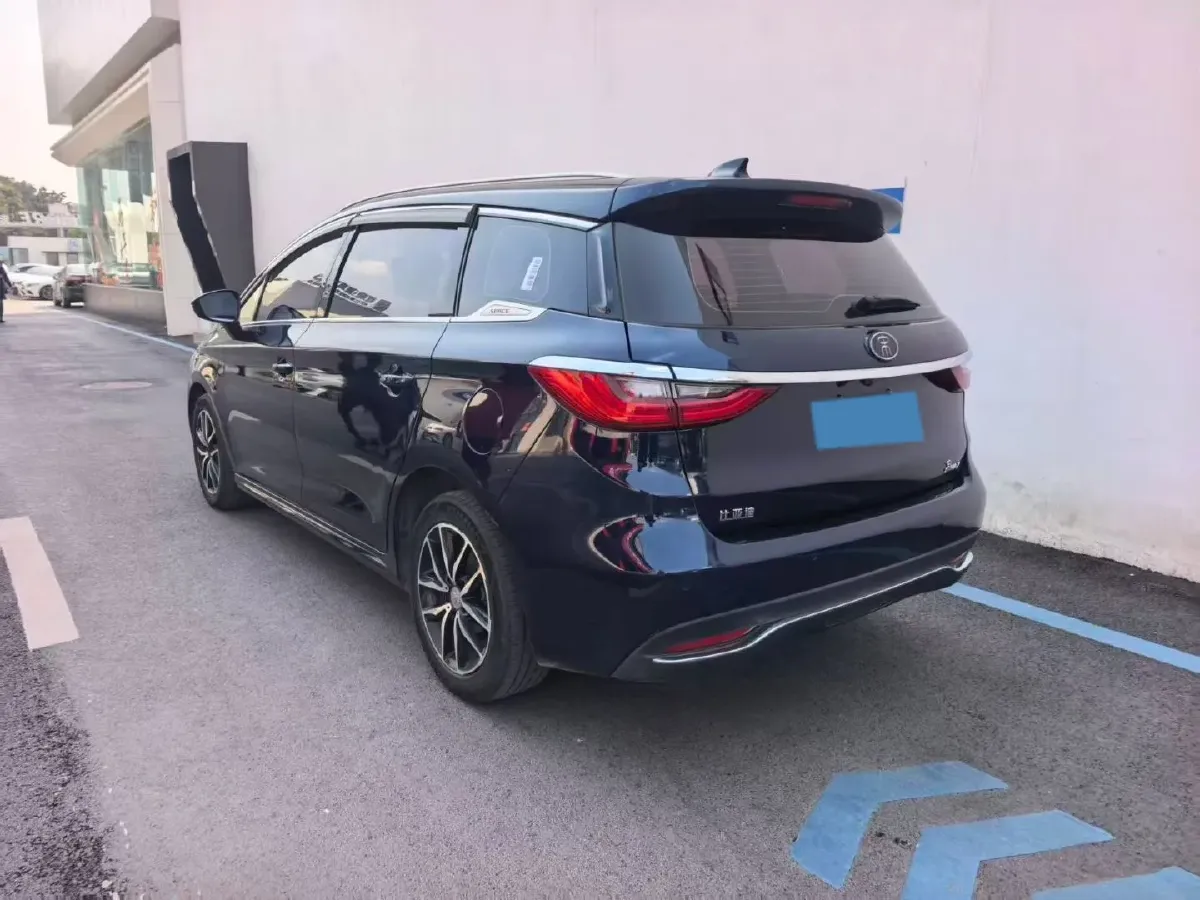 2018 BYD Song MAX 1.5T 154HP L4 6DCT,autocango,china used car exporter,china ev exporter,chinese used car exporter,chinese used ev exporter