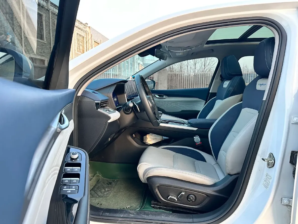 2021 Geely Preface 2.0T 190HP L4 7DCT,autocango,china used car exporter,china ev exporter,chinese used car exporter,chinese used ev exporter